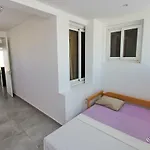 Freminore Sky Aprtments *