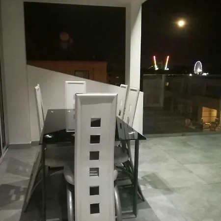 דירה Freminore Sky Aprtments *