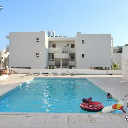 דירה Freminore Sky Aprtments איה נאפה
